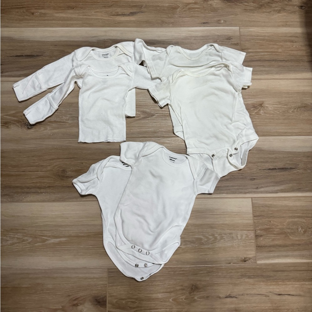 White onesie lot